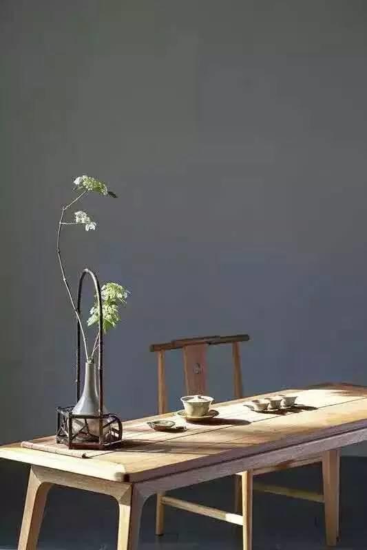 古人如何布置温馨的书房,书房除了文房四宝还摆什么