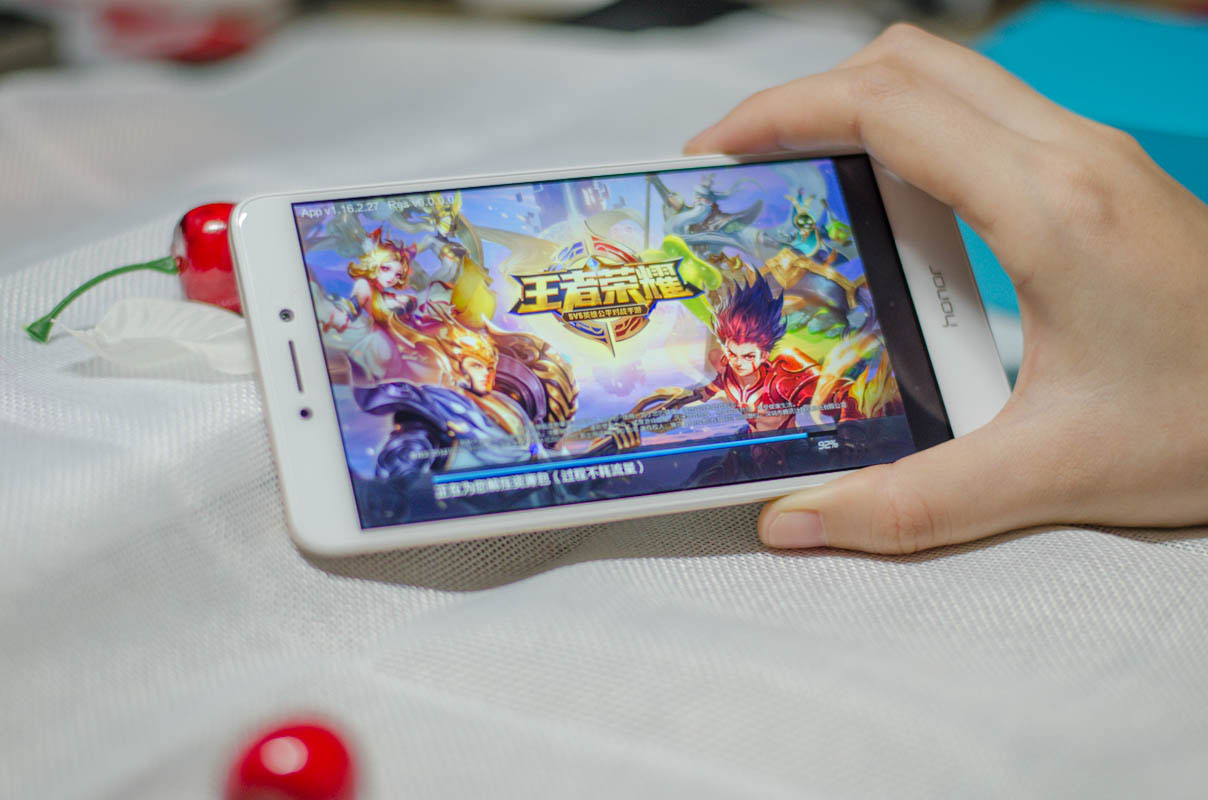 荣耀畅玩6a详解,不费流量而且还好玩的游戏推荐