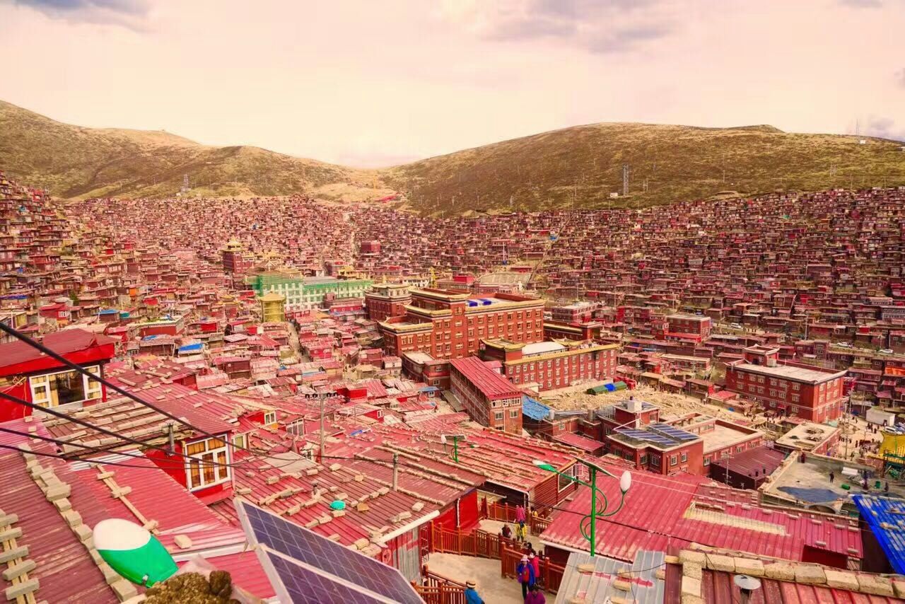 成都租车普拉多2700走川藏线,成都到甘孜租车多少钱一天