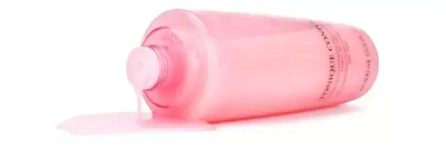 一旦开始用大粉水,接下来就是再买二三四五六七瓶