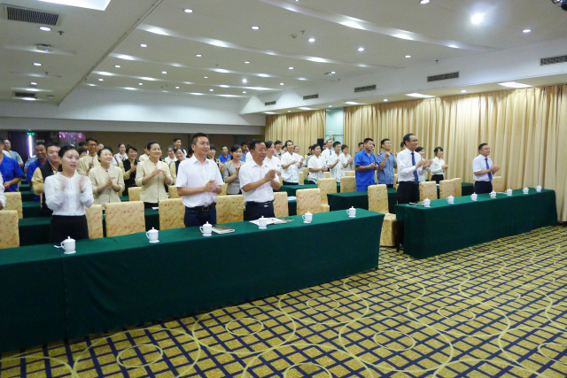 「大美许昌」瑞贝卡人以微笑服务演绎真情故事，温暖、感动……