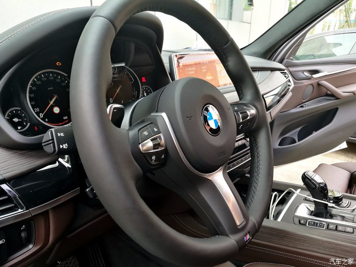 礼物居然迟到了2年,成都小伙提宝马X5