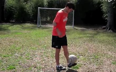 足球基本功56个动作小学生,足球初学者应看的比赛