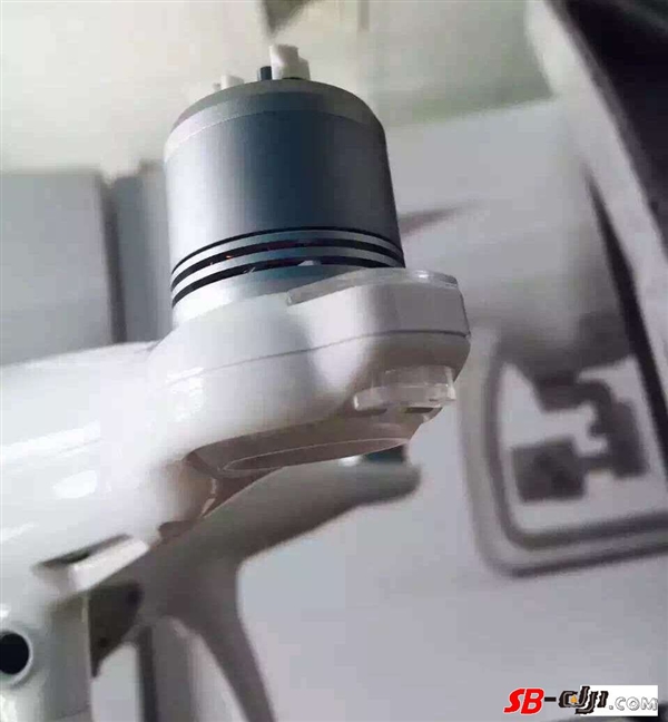 8999元!大疆精灵4开箱:精致高颜