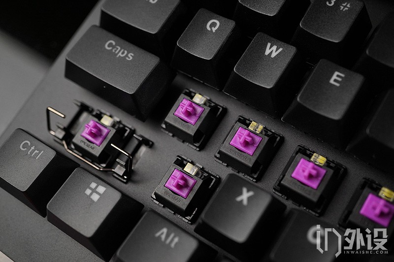 魔炼者1506机械键盘拆解,入门级客制化机械键盘横向评测
