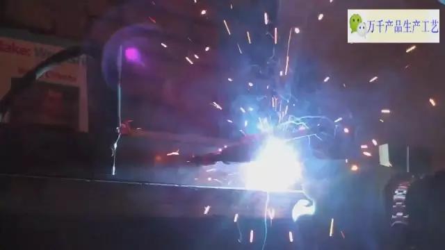 实木桌面怎么制作的,实木桌面边如何才好看