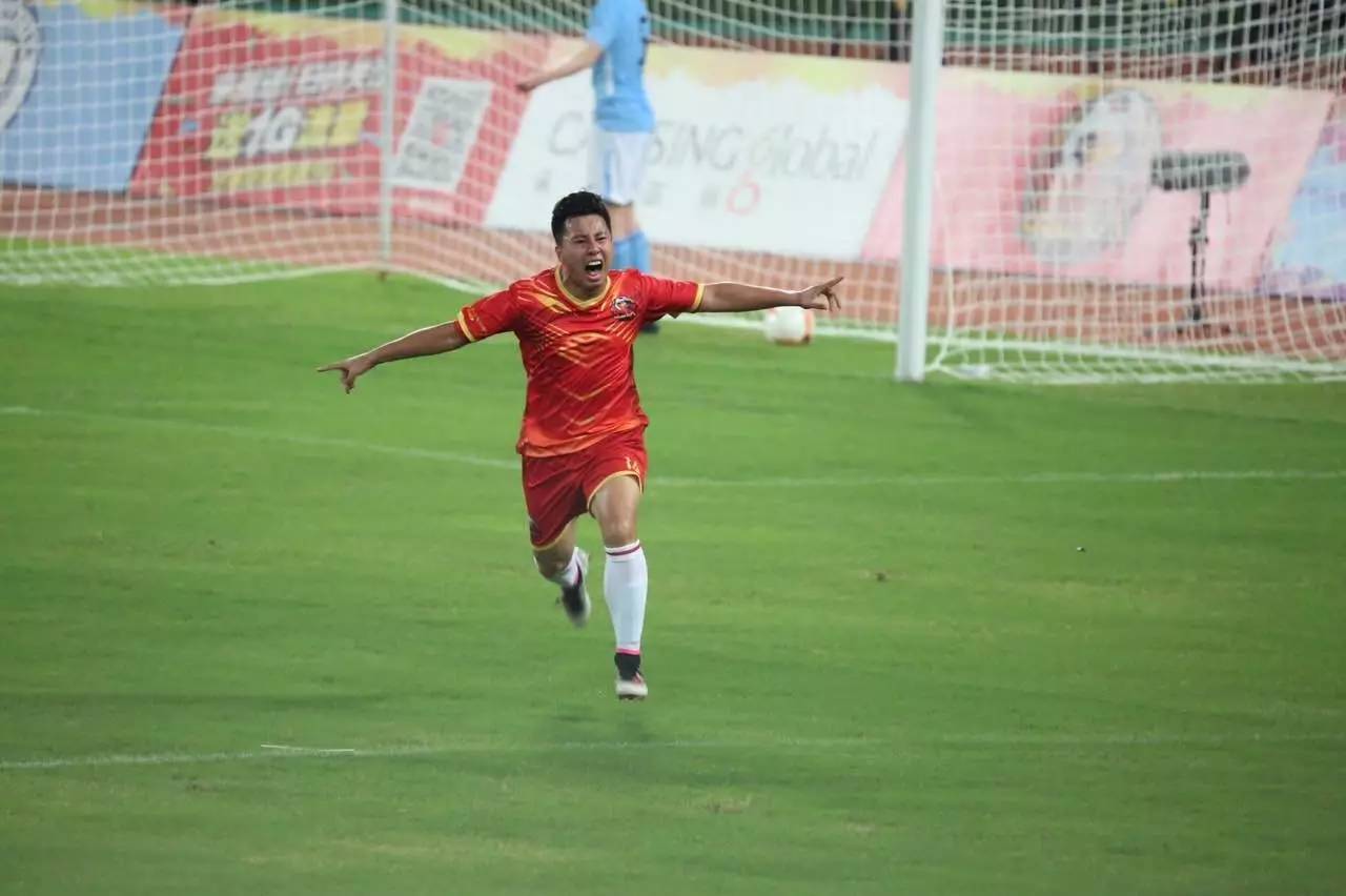 组个民间球队,挑战英超豪门劲旅,结果出乎意料!