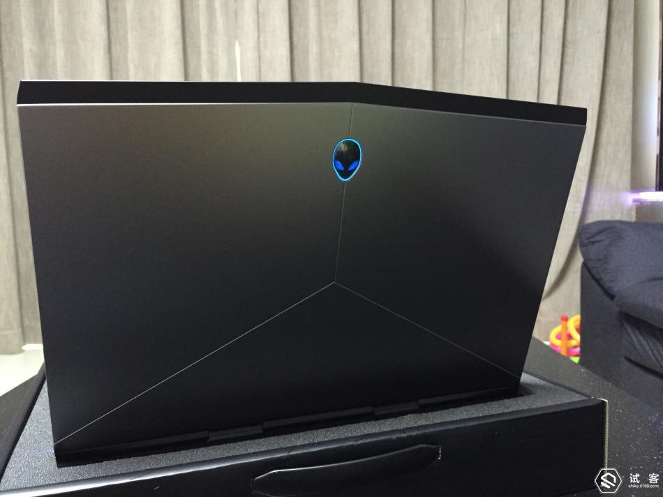 alienware15,18娆綼lienware15