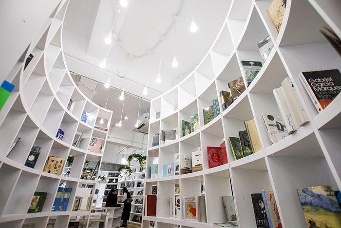 上海长宁茑屋书店,上海长宁书店推荐