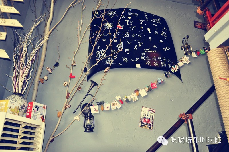 滋滋烤肉香、最毕胖猪蹄，长白釜家烧+烤店已经燃爆朋友圈！免费试吃你来不？