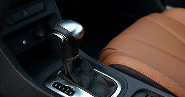 15年名爵mg锐行手动挡,智趣驾控视频