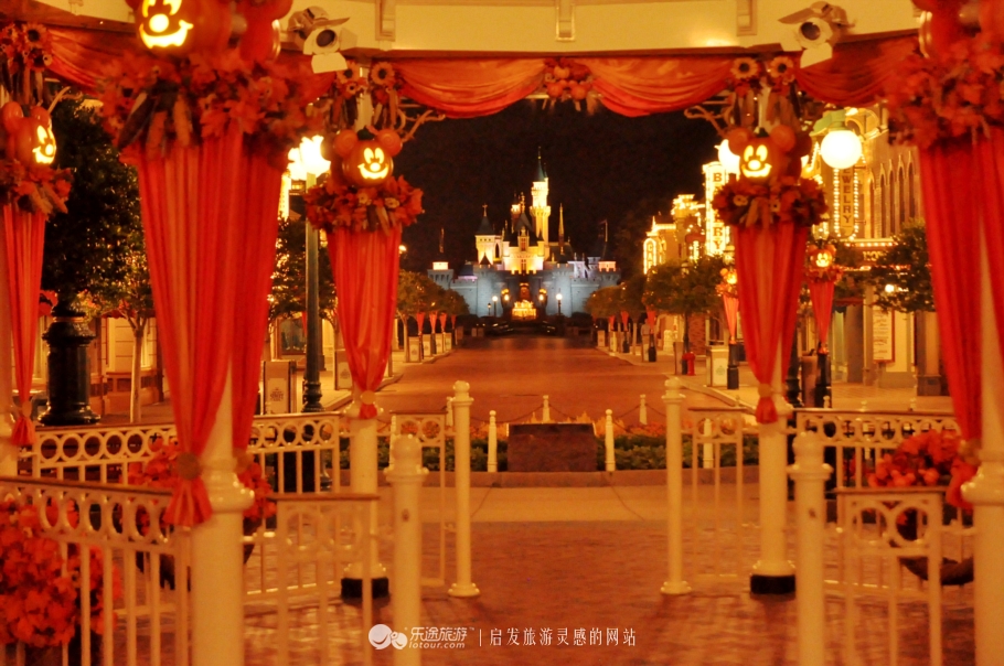 香港迪士尼乐园和上海迪士尼乐园,如何玩转香港迪士尼乐园