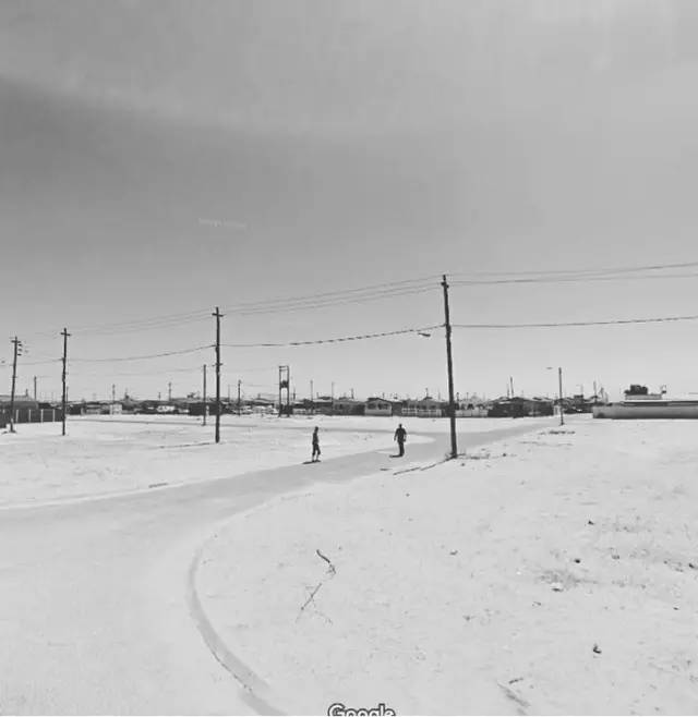 她宅在家里，却用27000张照片记录了与众不同的旅程