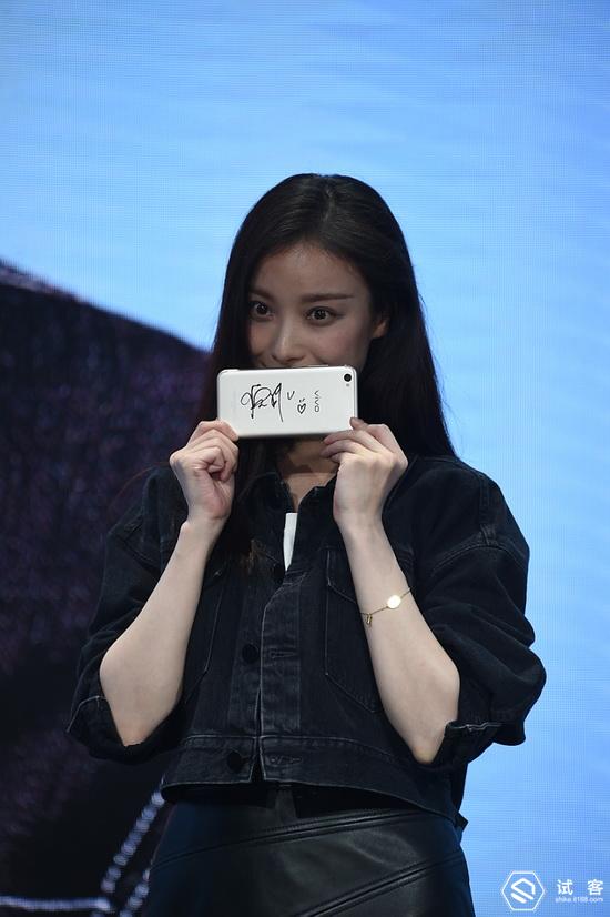 vivox9s柔光双摄报价,vivox9s拍照效果怎样