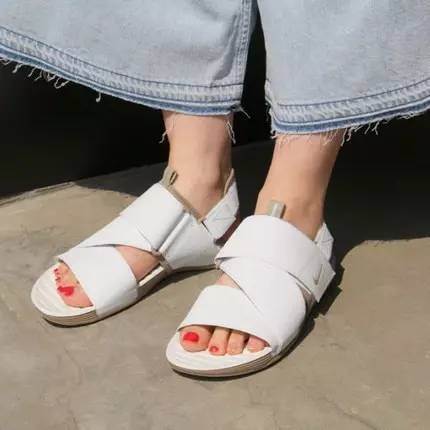 不用很多钱就可以买到好鞋,不用花钱就能买到好鞋子