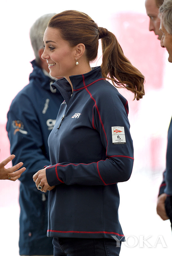 王室风云戴妃,王室风云燕尾服