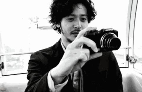 消除黑眼圈化妆手法,怎么不用护肤品减少黑眼圈