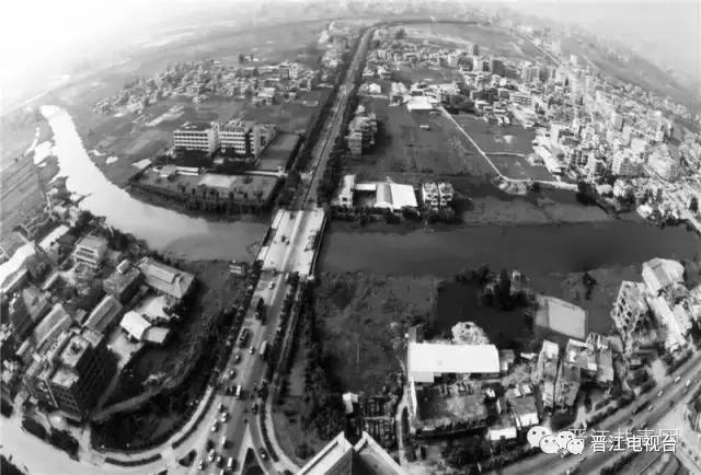 家在岁月变迁中的变化,家乡在不经意间变得越来越美