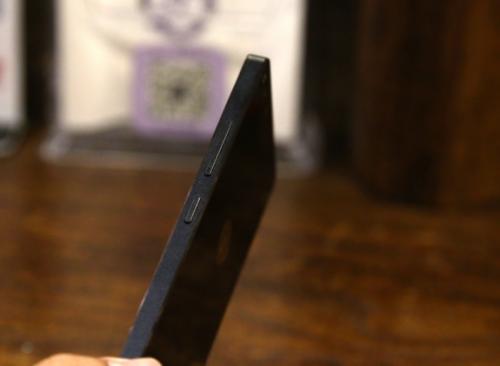 锤子坚果pro手机上手测评,锤子手机坚果pro2开箱评测