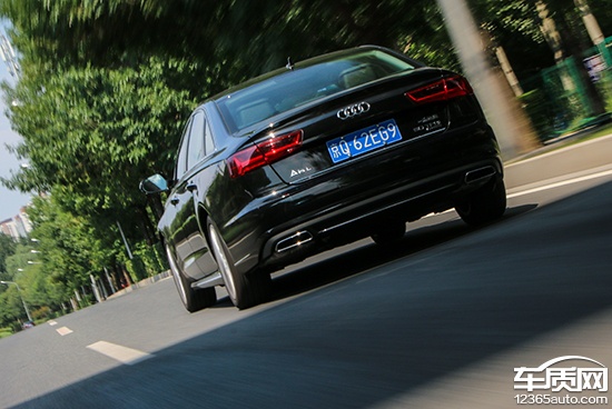 奥迪a6l尊享动感型2024款试驾,此地无垠试驾全新奥迪a6l