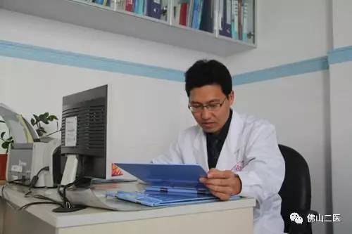 眼皮表面上长的赘生物,眼上的赘生物是什么