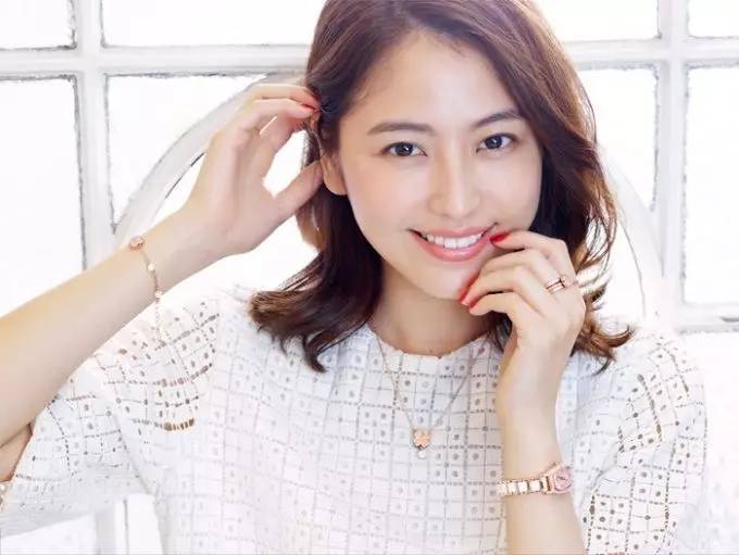 日本票选最可爱女动漫角色,日本女演员人气排名第一是谁