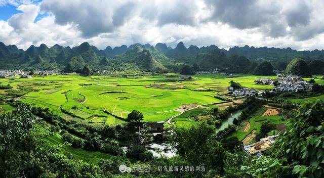 万峰林优美景色诗句,描写万峰林最美诗句