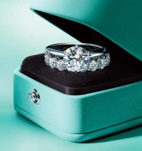 tiffany和cartier哪个好,cartier和tiffany