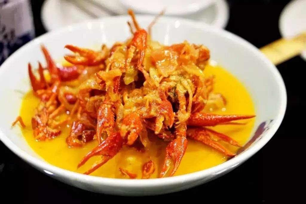 长沙吃虾网红店在哪里,长沙河西哪家油爆虾最好吃