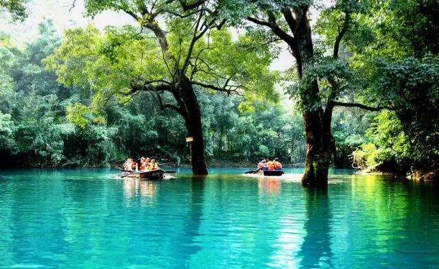 贵州风景区荔波小七孔,贵州黔南荔波佳荣镇景区