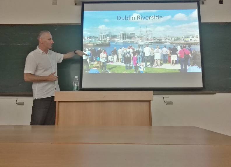 学在耿丹：城市因他们而更加美好！