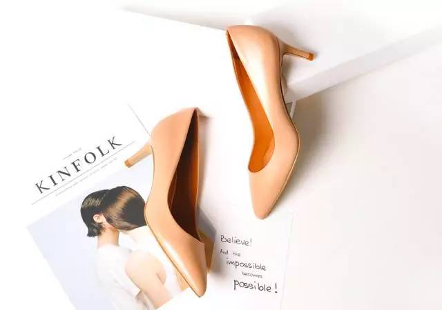 比高跟鞋还洋气的平底鞋,欧美新款超高跟鞋短靴厚底