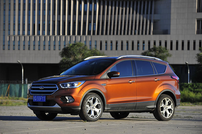 探界者科雷傲对比,科雷傲和翼虎对比