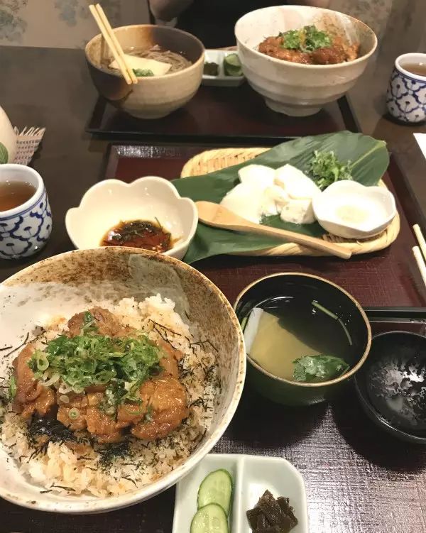 说好的逛吃逛吃，但我真的走不动了