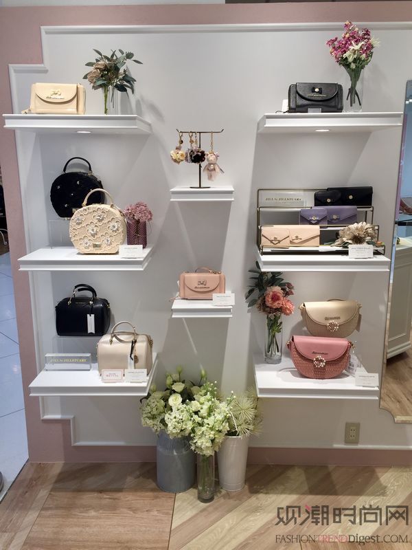 JILLSTUART20周年庆，一个令世界名媛女性心驰向往的品牌