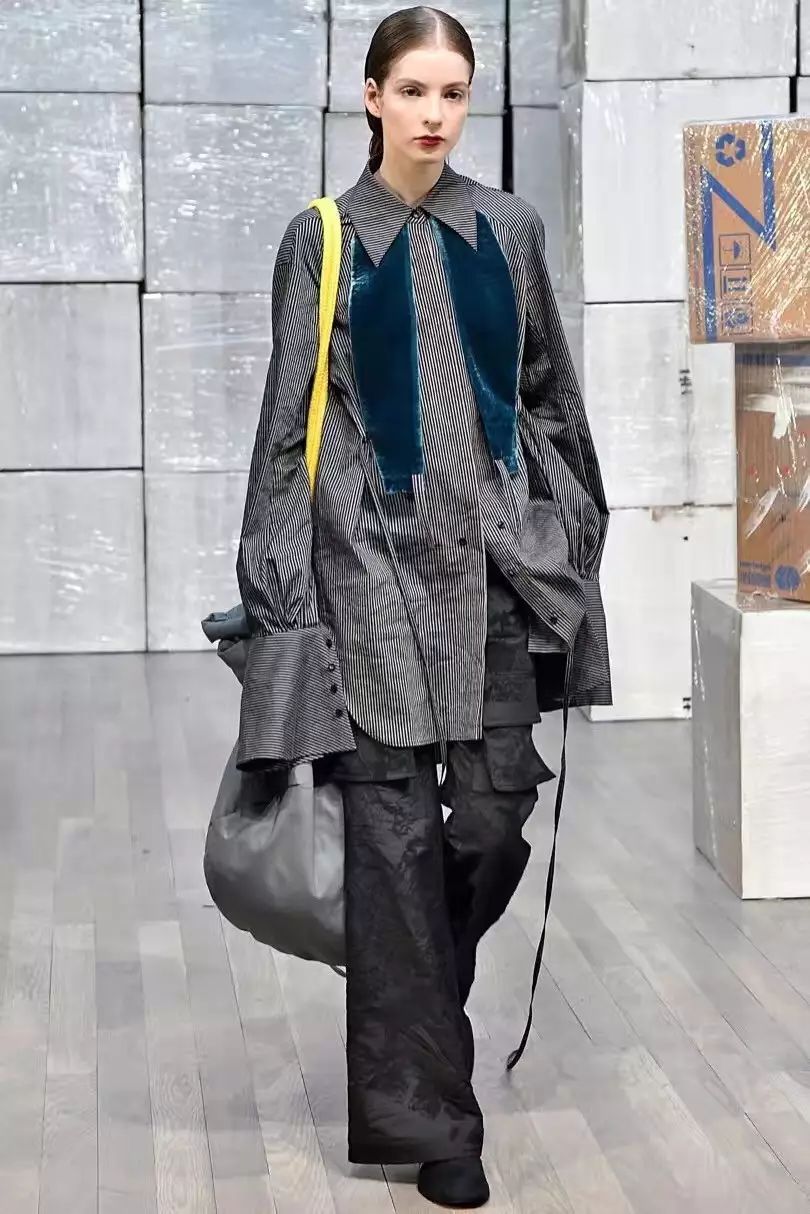 2018春夏巴黎时装周十大潮流趋势,2018春夏伦敦时装周