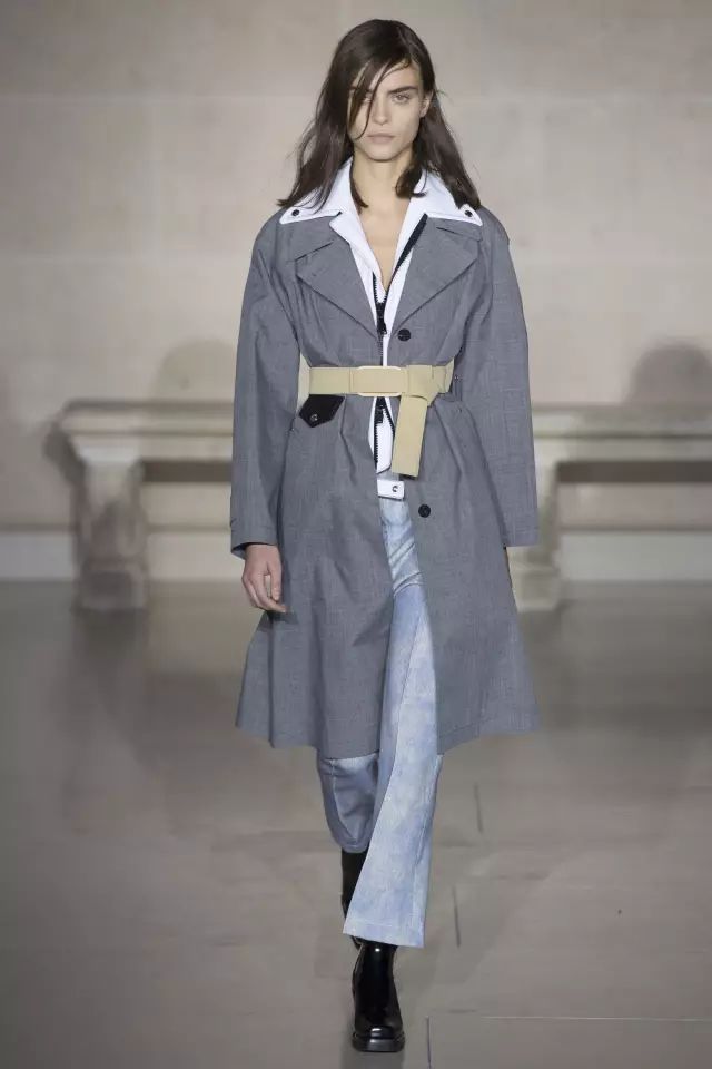 秋冬穿这6个流行色,这5种流行色在冬天穿特显白