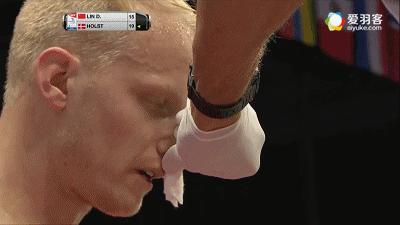 林丹打吐安赛龙,林丹打到李宗伟抽筋