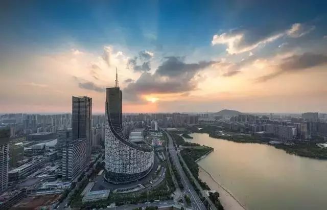 “双创”菁英齐聚，《创业英雄汇》海选合肥站总决选巅峰战打响，“庐州”论剑，花落谁家？