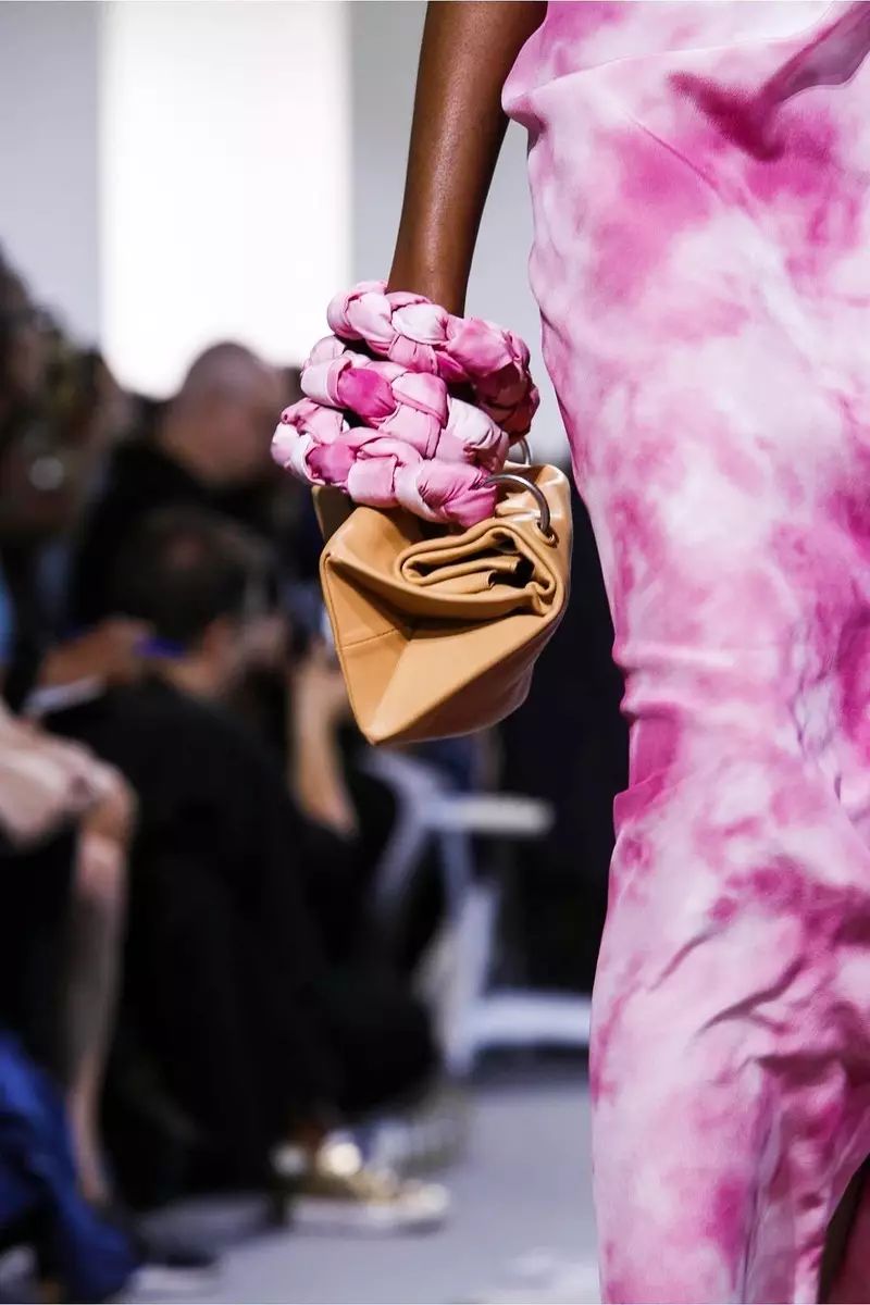 杨幂带货女王私服,带货女王杨幂