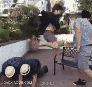 「笑多会怀孕」——一不小心滑了……