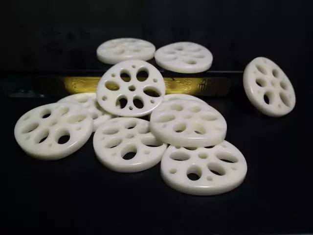 象牙果工艺品好吗,雕刻艺术果雕