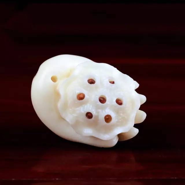 象牙果工艺品好吗,雕刻艺术果雕