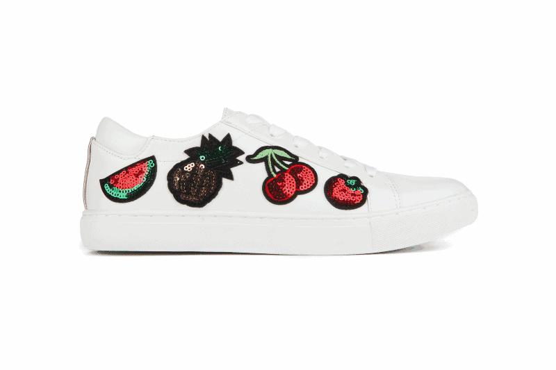 诚意满满｜OliviaPalermo、MirandaKerr都在穿的小白鞋终于入驻中国啦，这次居然还带来了新朋友！