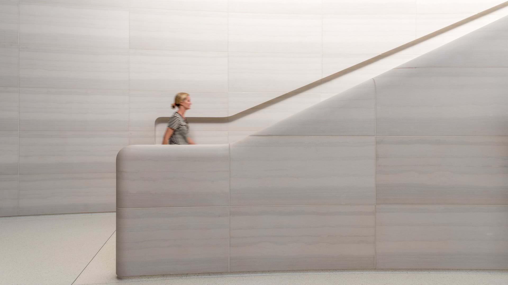 乔布斯剧院的首次发布会,苹果乔布斯礼堂发布会