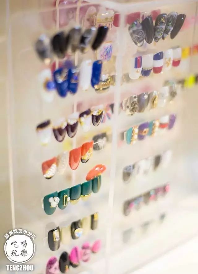 这次探店！我们瞄准了一家能让你少女心炸裂的美甲店