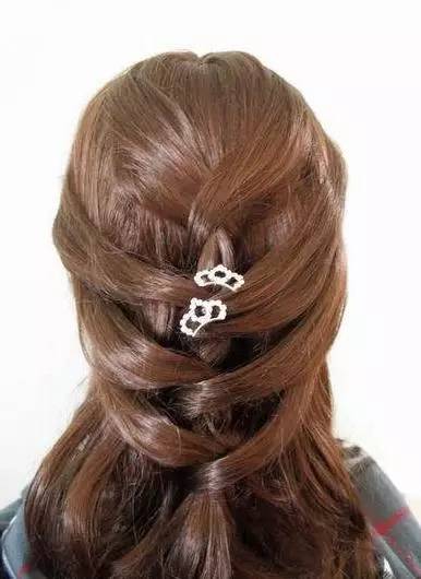 披头散发怎么扎头发好看,披头散发的头发教程