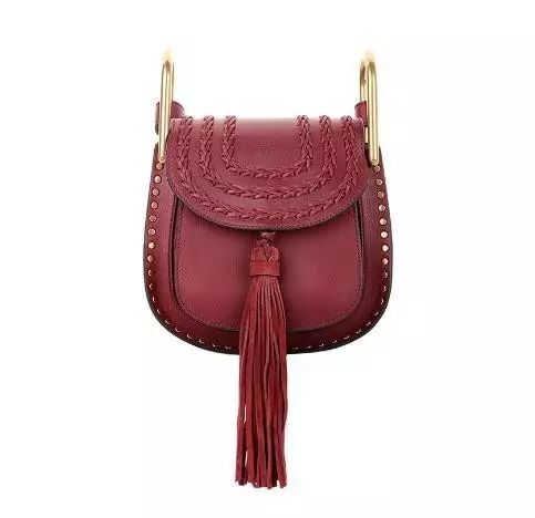 刘雯唐嫣同款小猪包,刘雯背的新款包是什么品牌