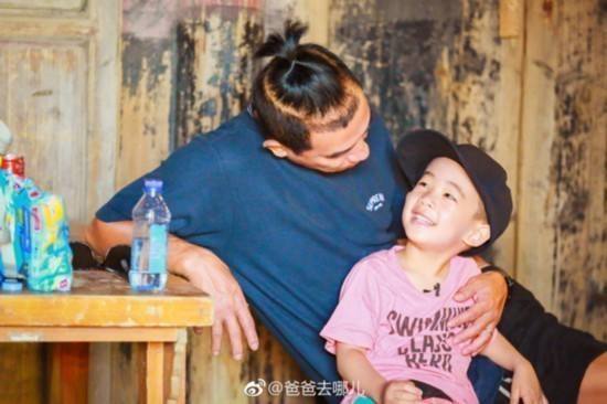 宝宝哭闹妈妈控制不了情绪怎么办,孩子总哭闹怎么哄