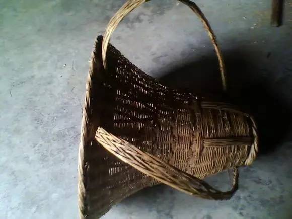 发财了！这东西以前常州家家有！扔了没人要，如今价值上万……